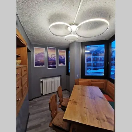 Newly Modern In The Heart Of Cervinia Appartamento *