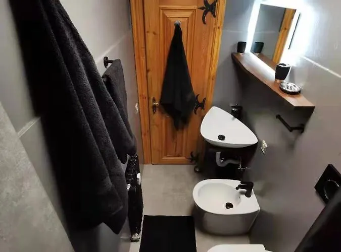 Newly Modern In The Heart Of Cervinia Breuil-Cervinia